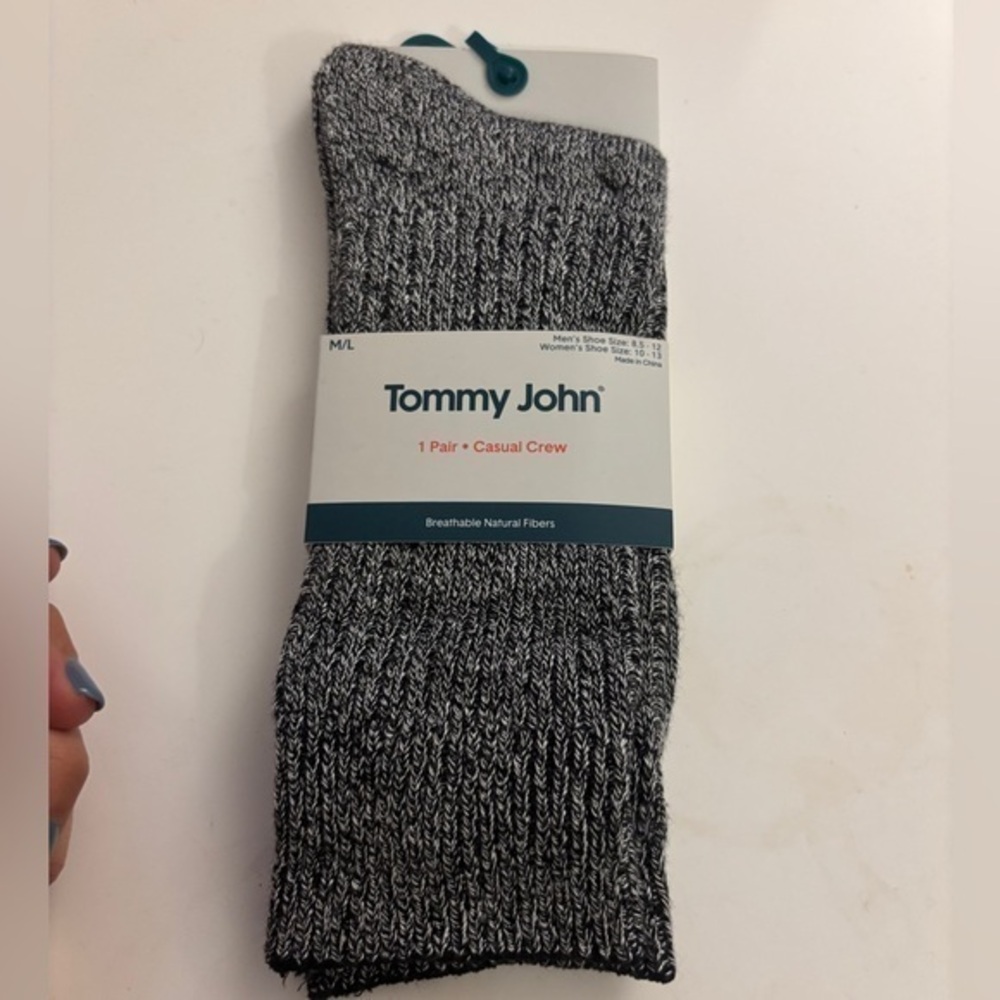 NEW! Tommy John Men's Casual Crew Socks - Gray